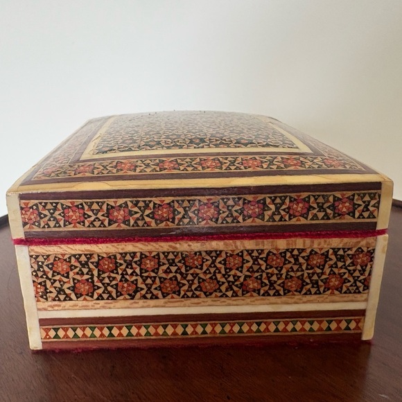 Mid Century Persian Khatamkari Bone Wood Inlay Box - Picture 3 of 7